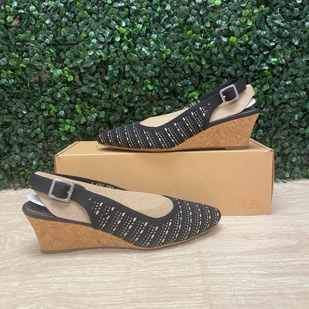 Elegant Black Wedge Sandals